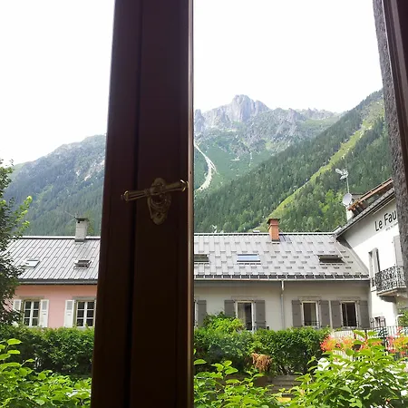 La Croix-blanche Hotel 2*
